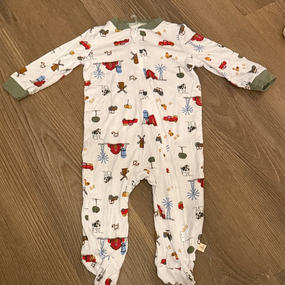 NWOT Milkberry farm print bamboo viscose footie